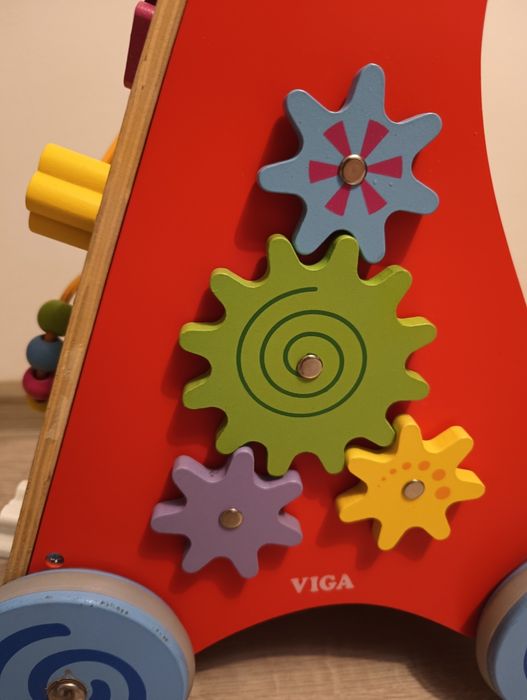 Pchacz chodzik edukacyjny drewniany Viga