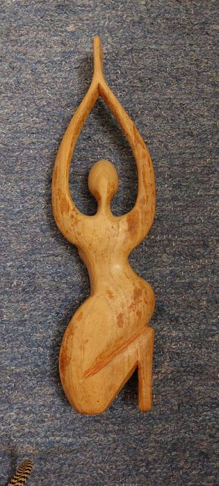 Escultura de Mulher ANJALI MUDRĀ