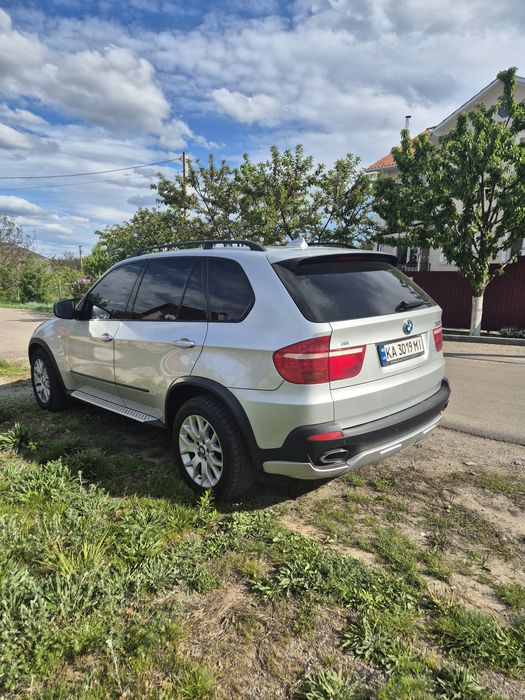 BMW X5 E70 4.8I aerokit