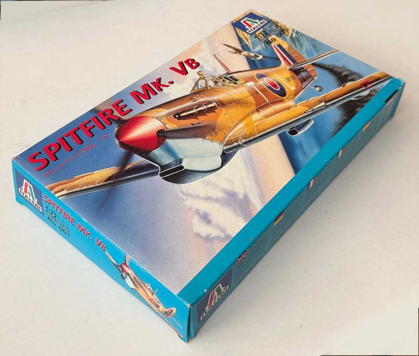 Italieri_Spitfire Mk. Vb. ESc.1:72. Completo mas sem as decalcomanias.