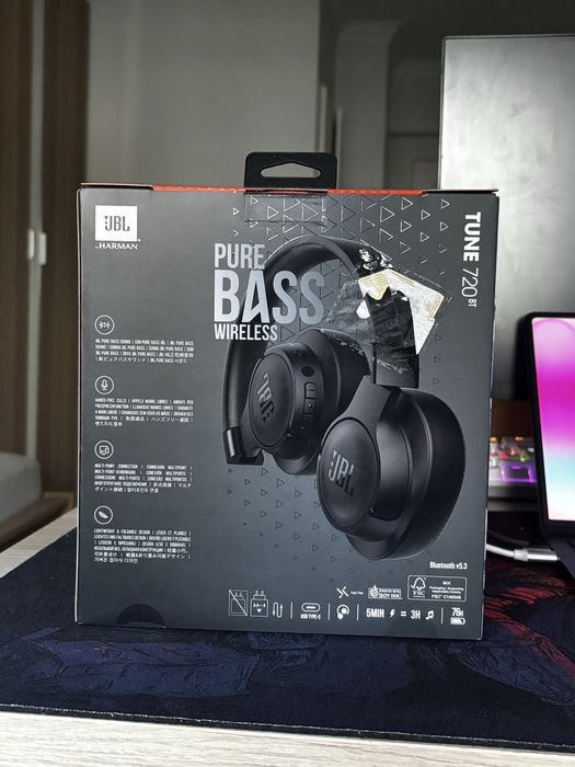 JBL Tune 720 BT preto