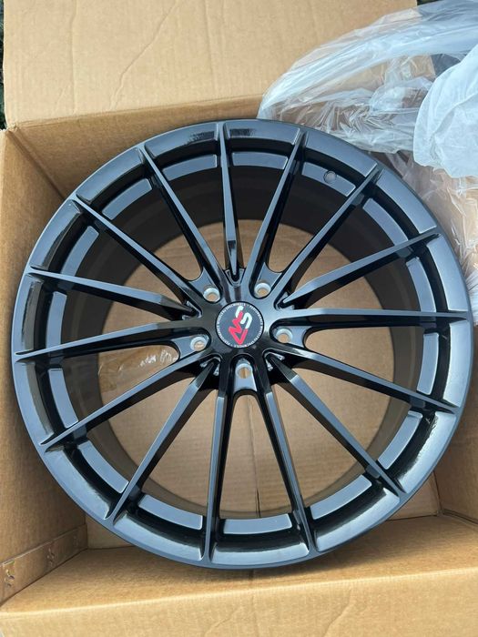 Jantes 5/114.3/19 novas ainda na caixa  com fatura de 950,