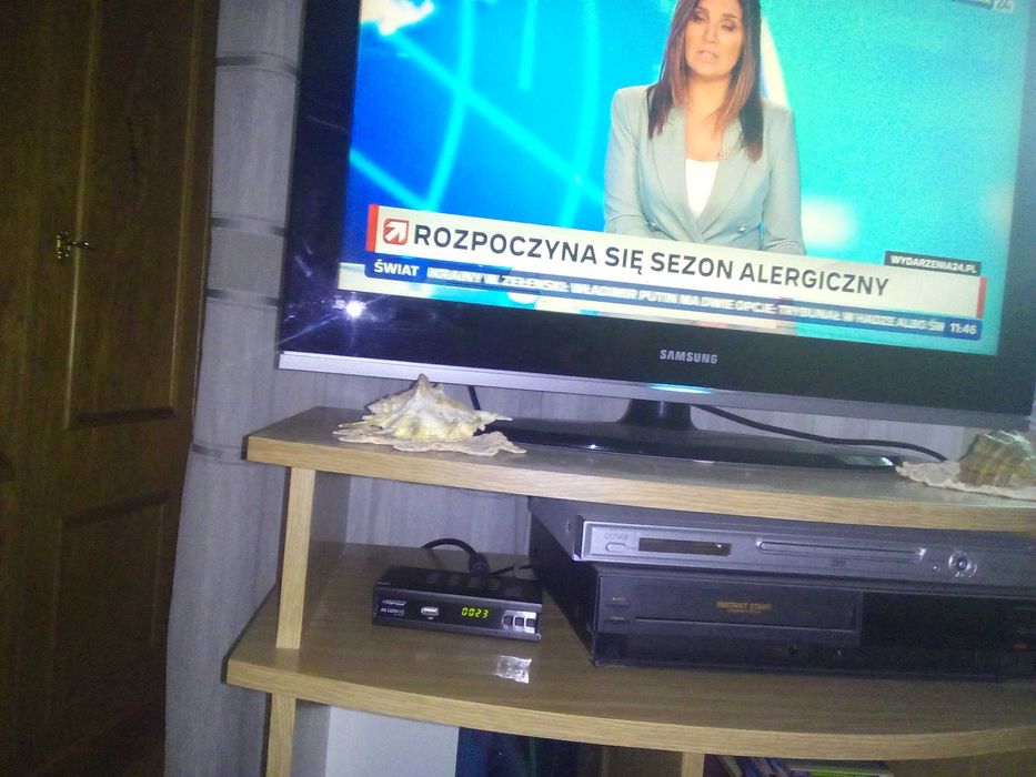 Telewizor SAMSUNG 32 cali oraz dekoder