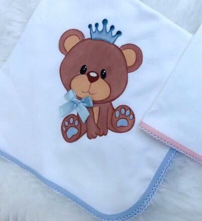 Fraldas de algodão pintadas à mão