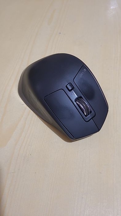 Myszka CICHA  bluetooth Logitech MX master (SILENT MODE)
