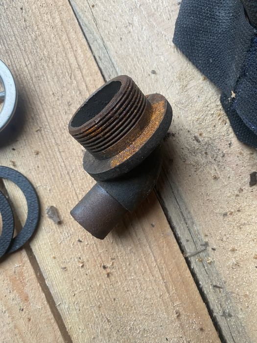 Сифон чугунний