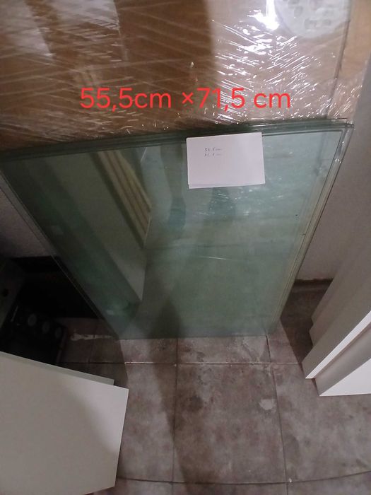 Lote de Prateleiras / Placas de Vidro Lapidado – 55,5 x 71,5 cm