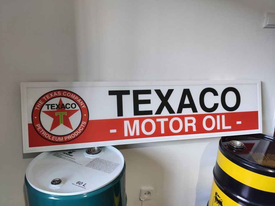 Reclames luminosos Pirelli