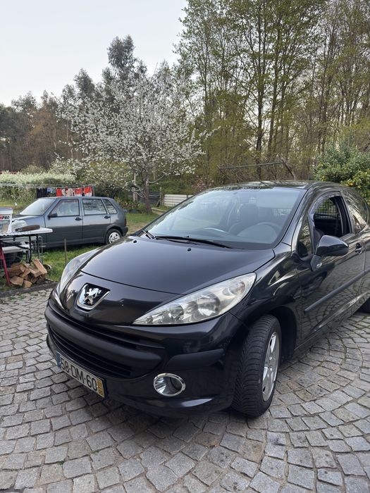 Peugeot 207 comercial