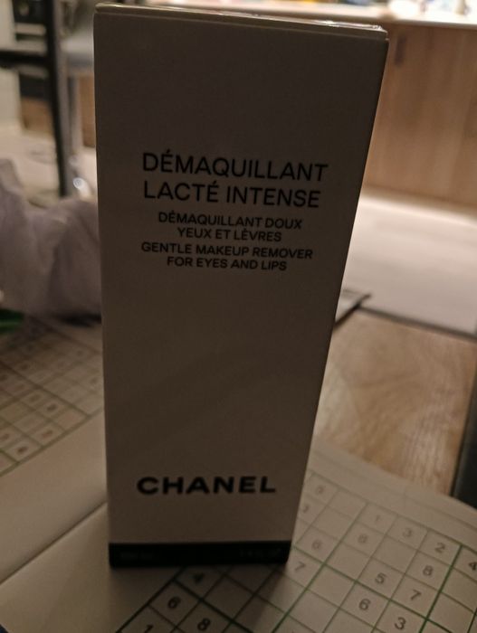 Chanel do zmywania makijażu