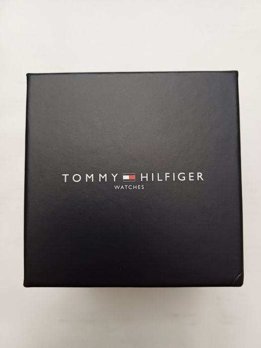 Relogio TOMMY  HILFIGER - Novo.