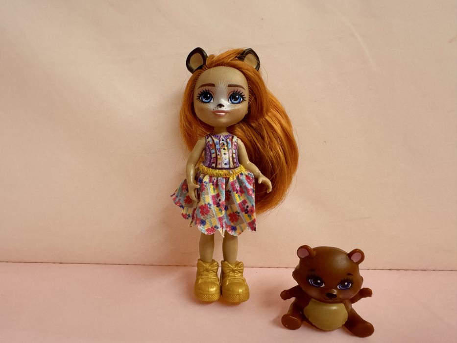 Lalka Enchantimals z misiem stan bdb