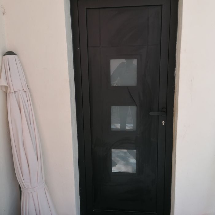 Painel de porta com vidro