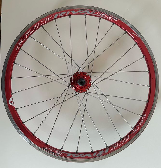 Rodas Bmx Pride Rival 660 Medida 1 1/8 e 1 3/8