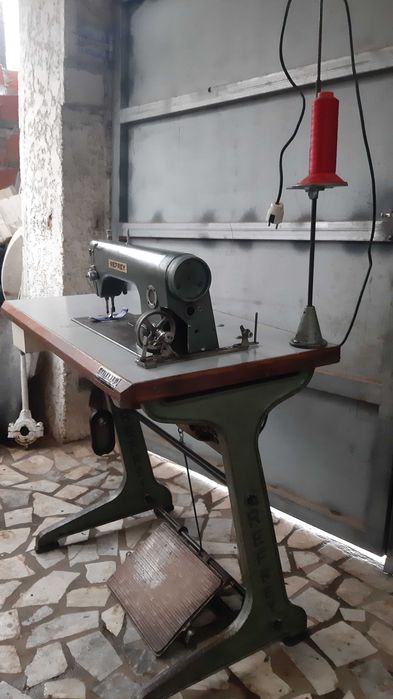 Máquina Costura Industrial REFREY