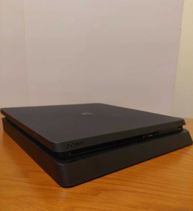 PlayStation4 HDR Slim 1TB + 14 Jogos