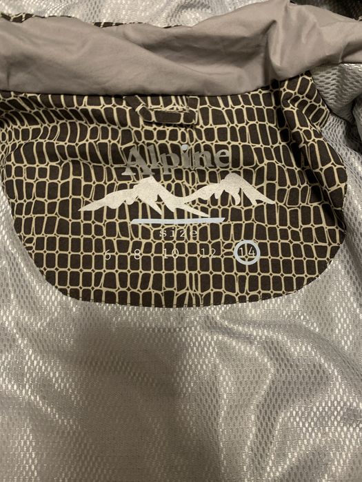 Шикарна лижна куртка