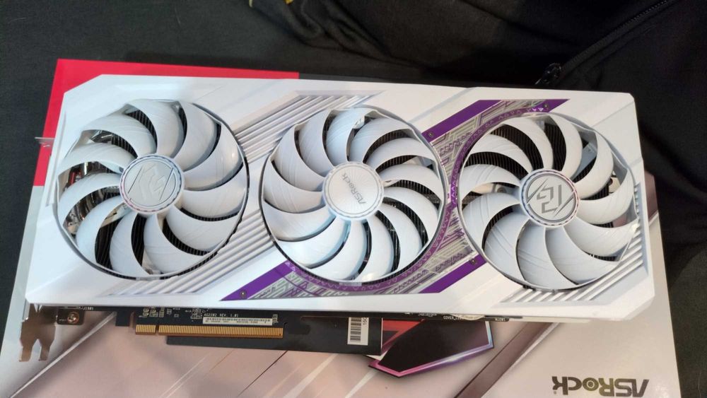 ASRock Radeon 7900XT Phantom Gaming OC 20GB Biała świetny stan