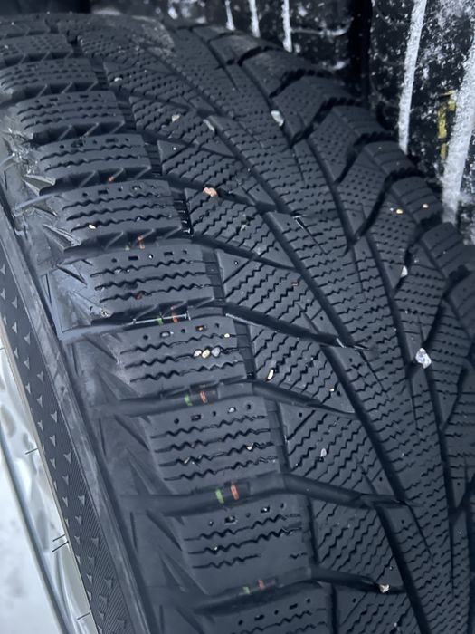 Шини, диски, колеса, резина 225/55 R17 зима!!