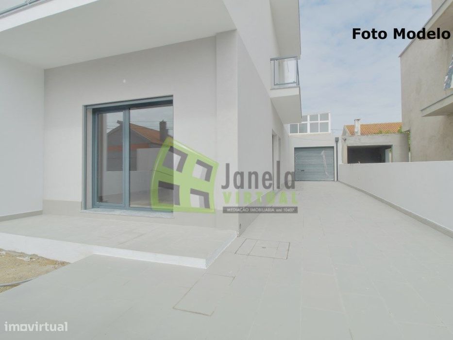 Moradia Geminada T3 - Em Construção na Quinta do Conde