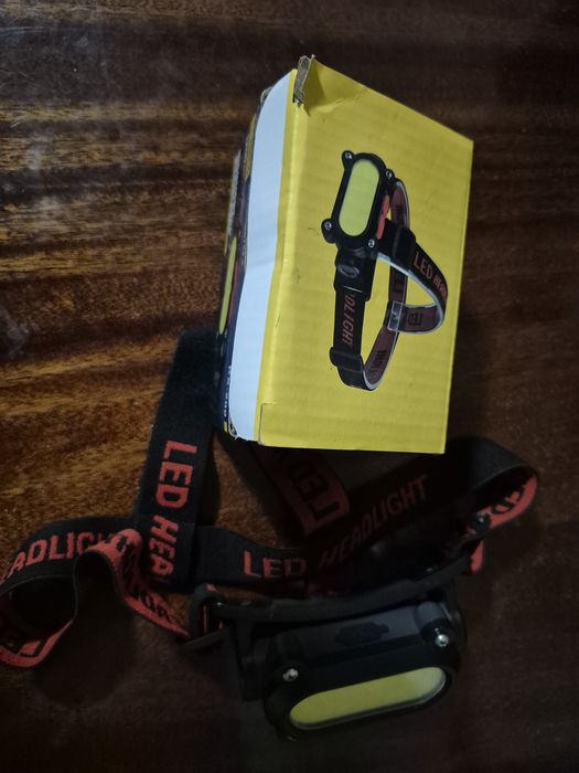 Налобный фонарик