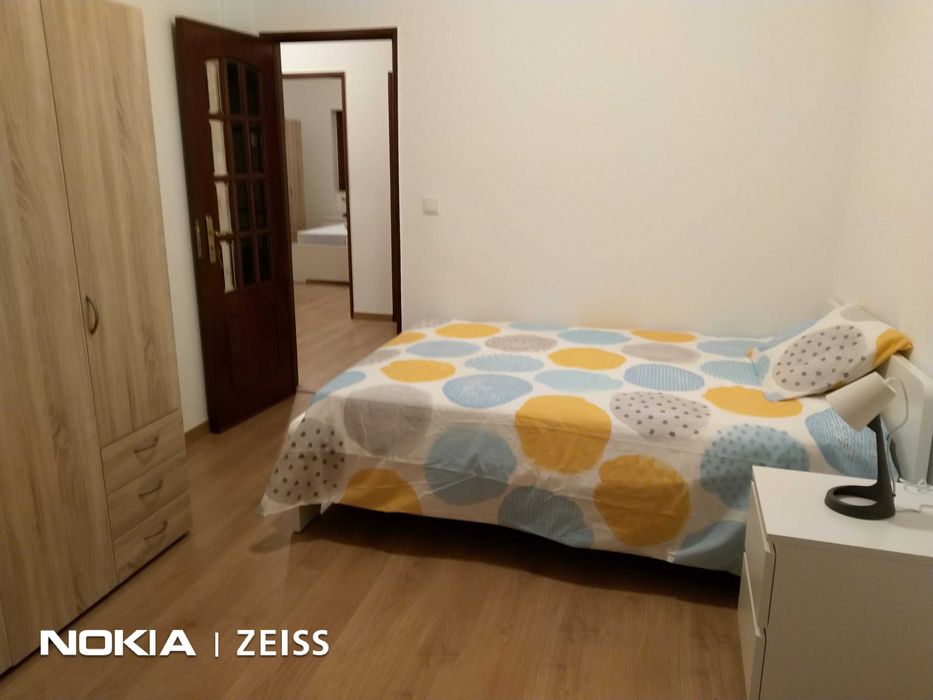 Quarto para arrendar na Cova da Piedade