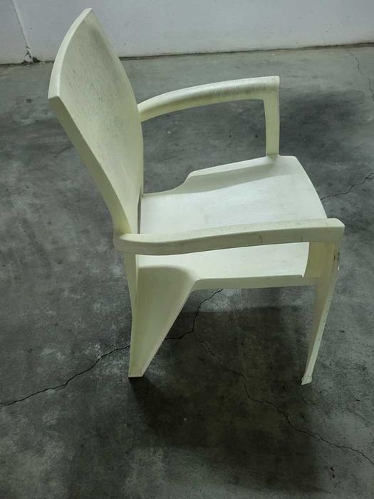 Cadeira de Pástico