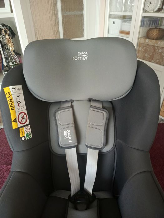 Fotelik samochodowy Britax Romer 0-18 Dualfix M size BEZWYPADKOWY