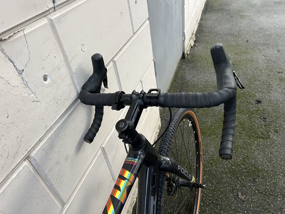 Велосипед карбоновий гравійний Focus Mares Sram Apex 1 L