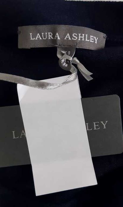 Свитер женский синий Laura Ashley