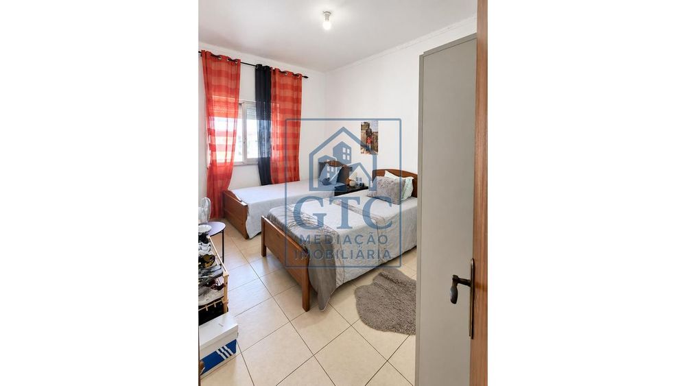 Apartamento T2 Baixa da Banheira