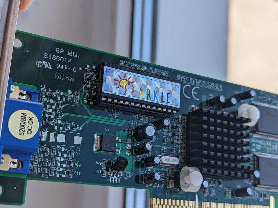 топовая игровая видеокарта NVIDIA SP5200B REV:LT4B1 8MB AGP \ VGA