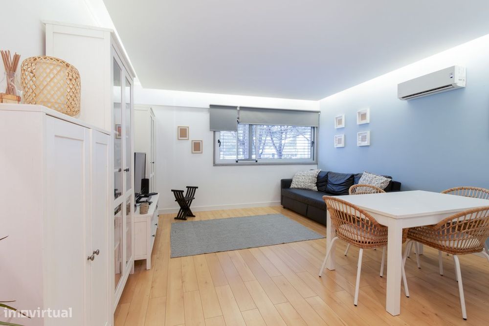 Apartamento T2 Venda em Santo António da Charneca,Barreiro — Santo António da Charneca, Setúbal
