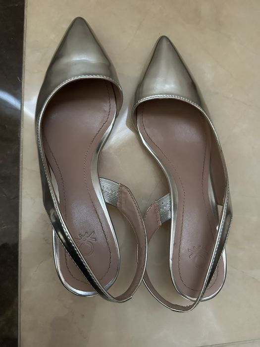 Продам босоножки женские