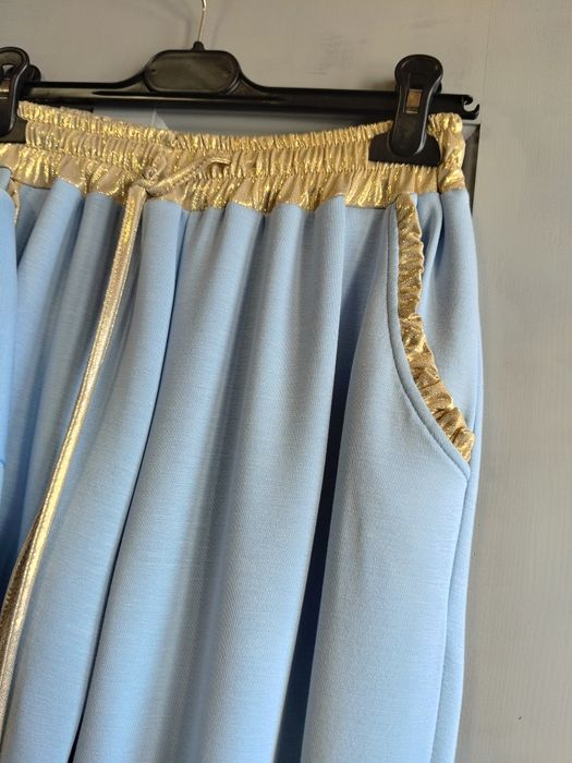 Nowość! Masełkowy komplet bluza i spodnie