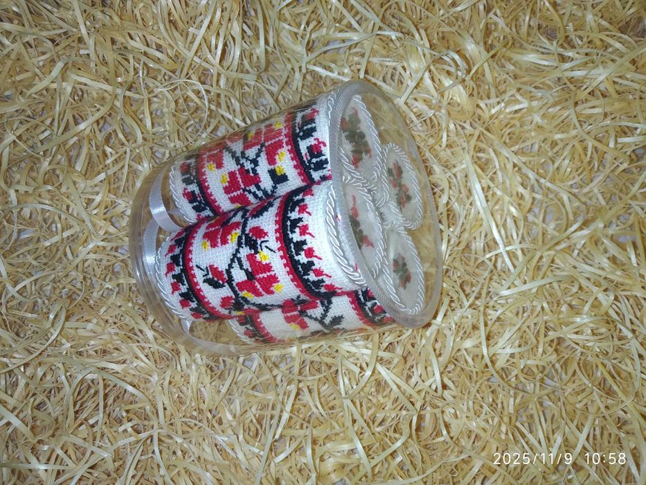 прикраси. декор для дому