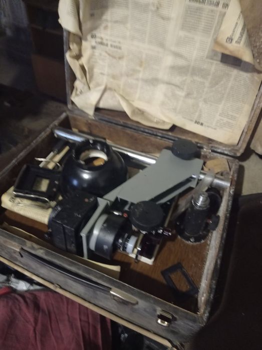 фотозбільшувач (фотоувеличитель) часів СССР - УПА-510.