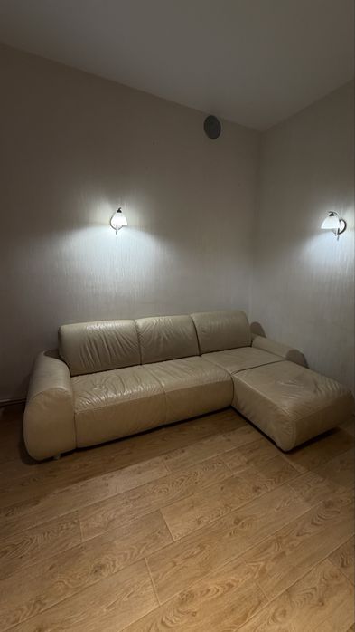 Диван угловой кожа натуральная