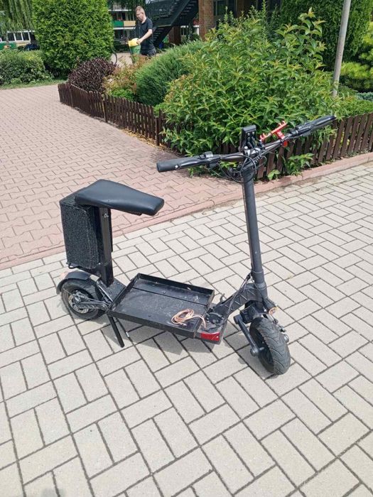 Hulajnoga elektryczna