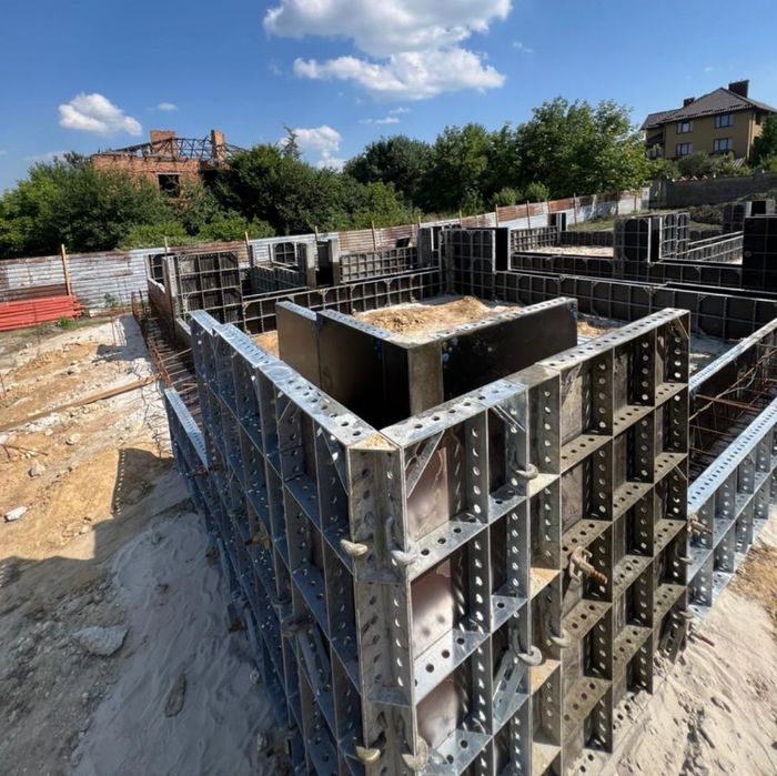 Оренда прокат продаж дрібнощитова фундаментна стінова опалубка