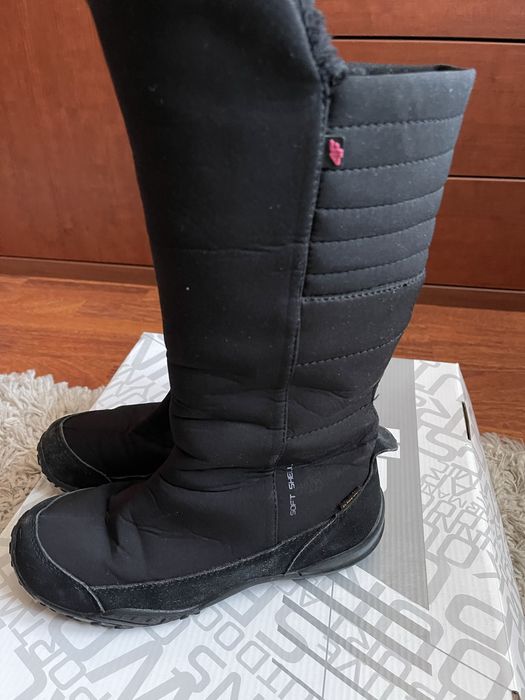 Kozaki sportowe damskie 4F