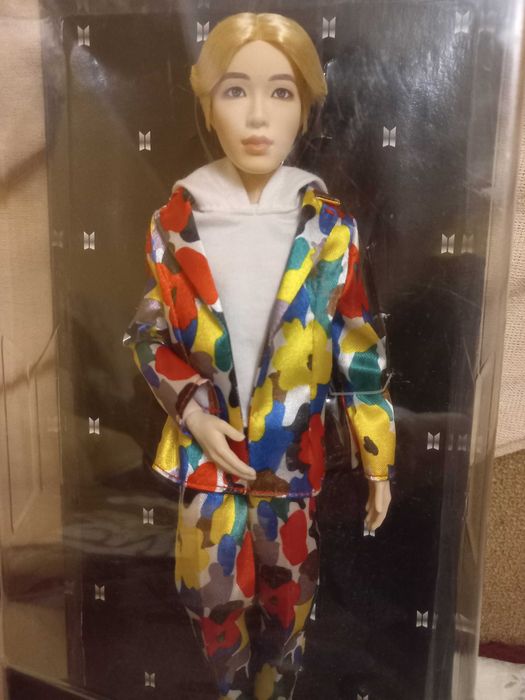 Лялька Mattel BTS Jin Idol Doll БТС Чин