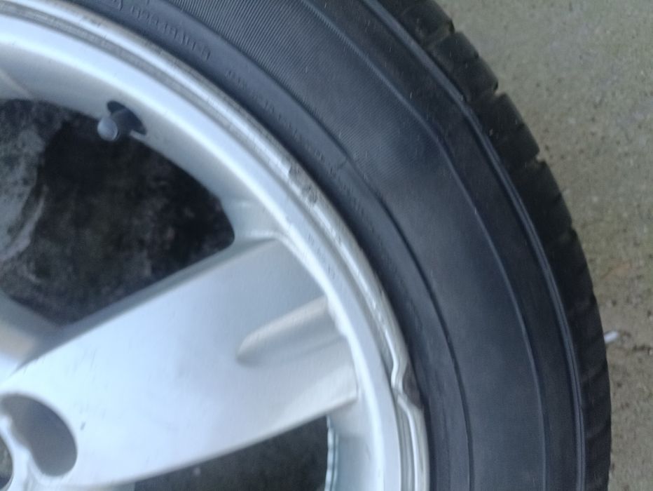 Yokohama Geolandar G035 215/55R17 94v