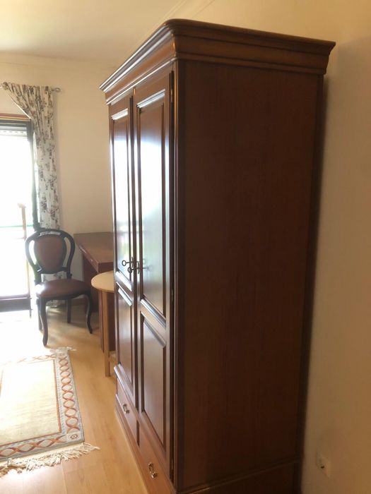 Guarda roupa (Cerejeira) (190x120x60cm)