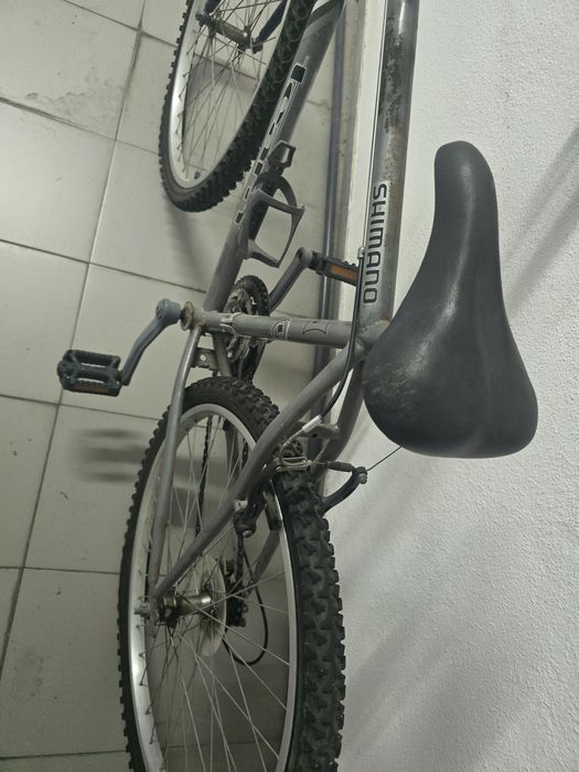 Bicicleta usada a funcionar