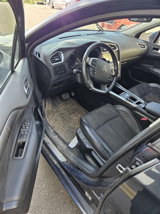 Citroën C4 II Exclusive 1.6 BlueHDi de 2014 para peças