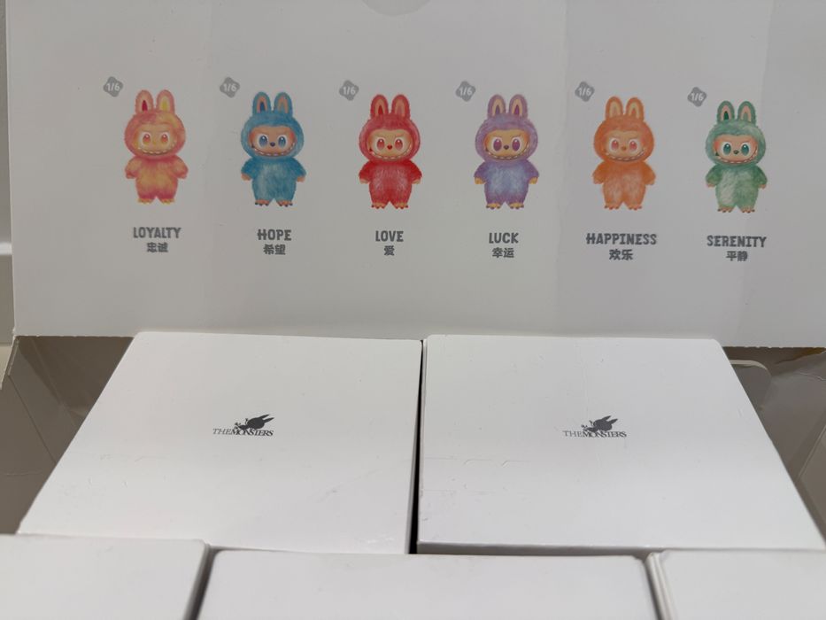 Labubu blind box breloki maskotki oryginal