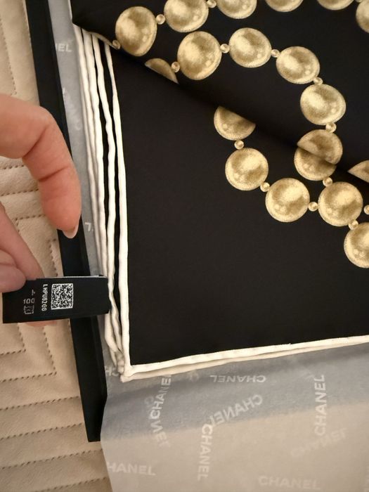 Chanel - piękna chusta, oryginał