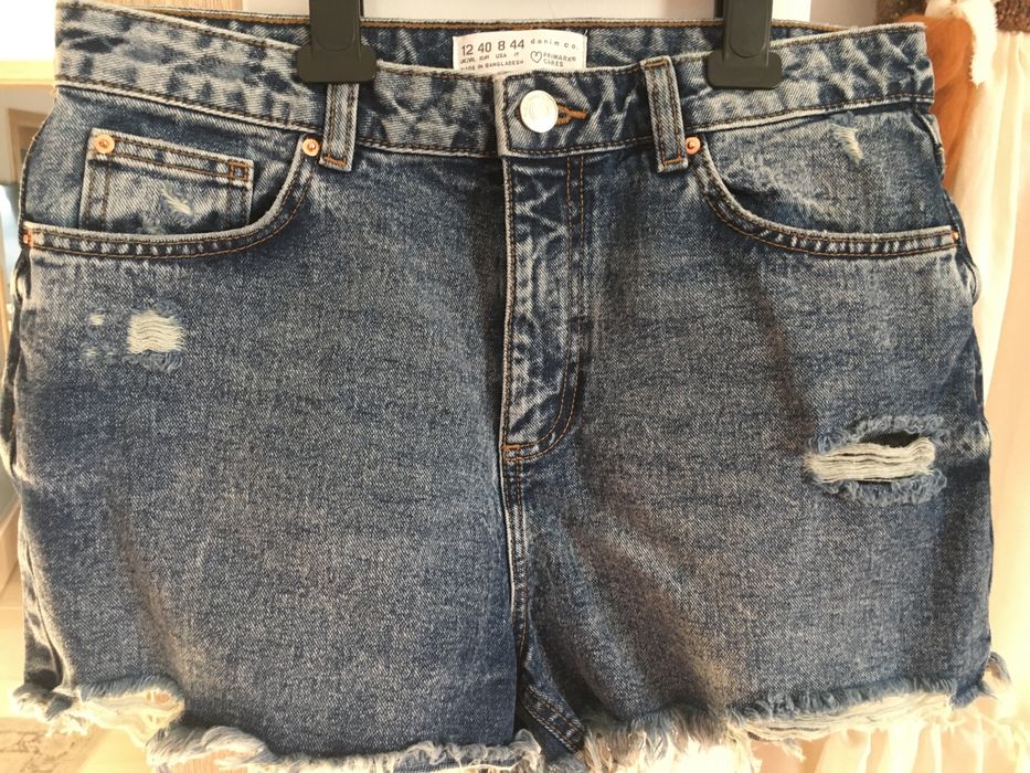 Nowe damskie krótkie spodenki jeansowe