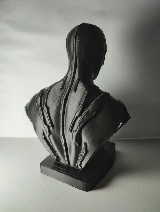 Бюст Людини-Павука в чорному костюмі – SPIDER-MAN